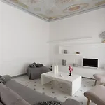 Via Chiodo Luxury